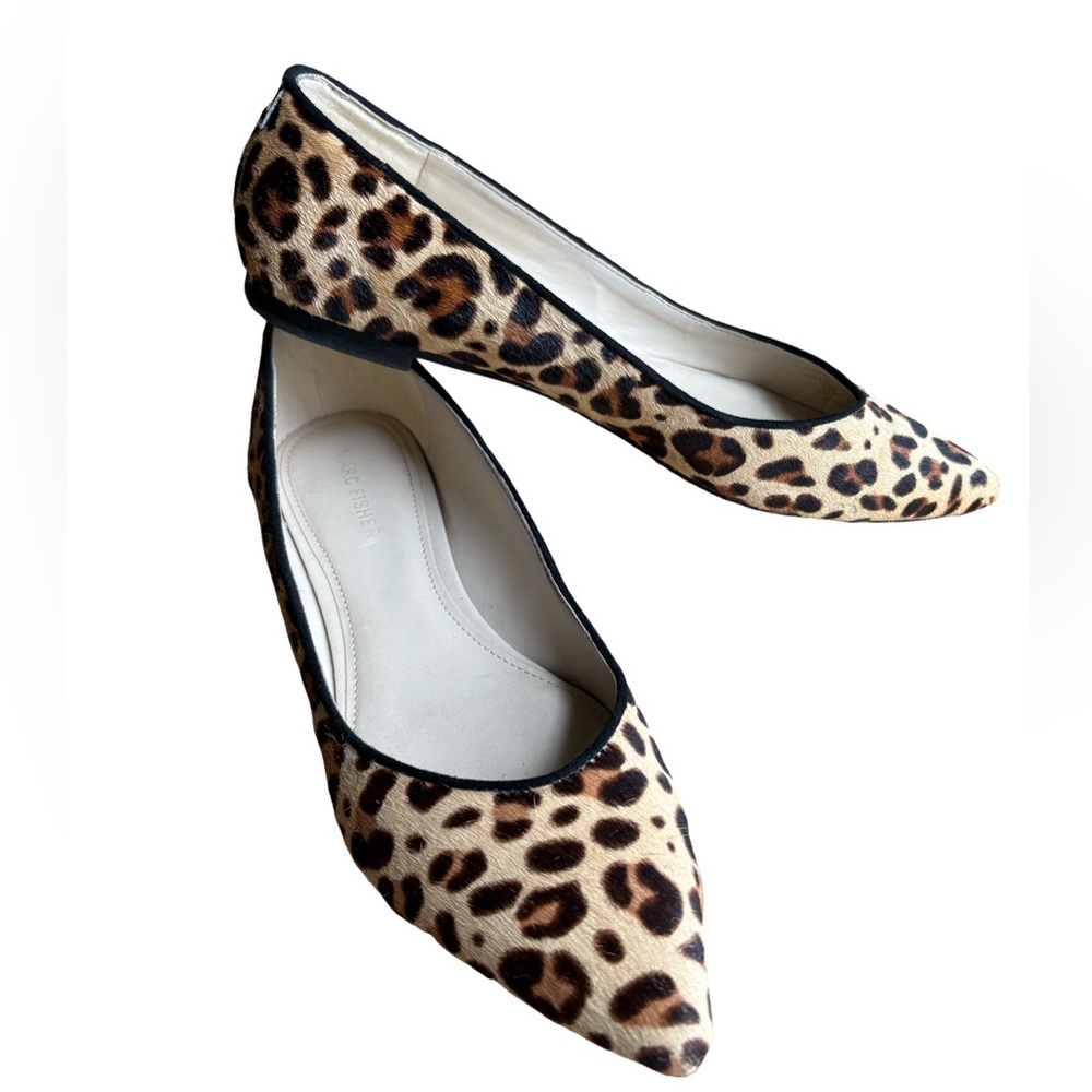 Marc Fisher Brown and Black Cow Fur Flats Sleek Pointed-Toe Loafers Size 7.5 EUC - Picture 3 of 11
